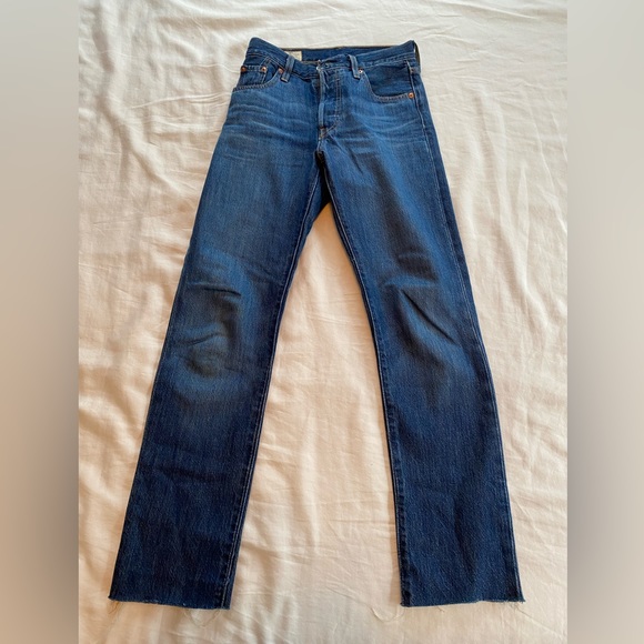 Cute Levi jeans - Picture 5 of 6